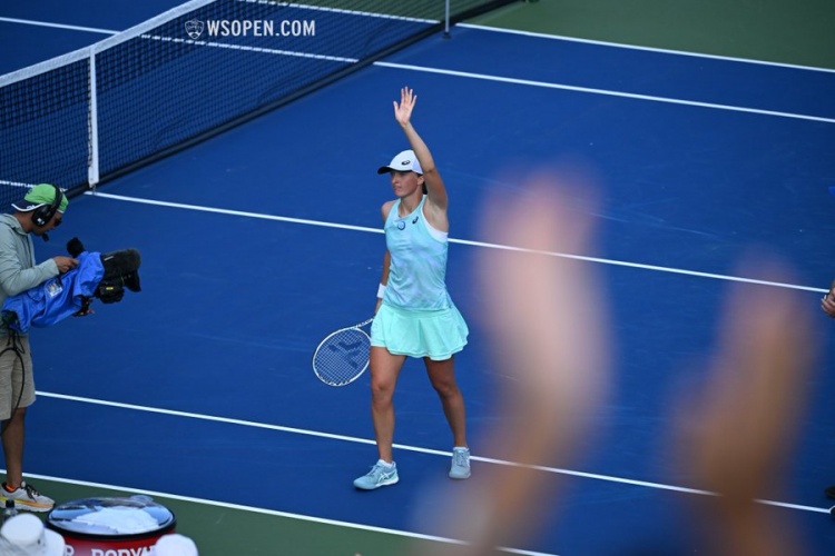 和球员的深 和球员的深