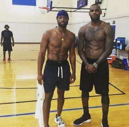 还要在日常 还要在日常