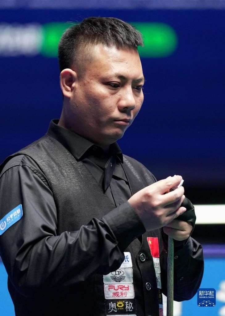 教练让球员 教练让球员